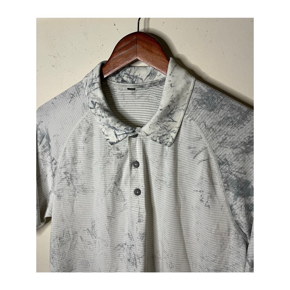 Mens Lululemon Athletica Metal Vent Tech Polo Golf Shirt Size M White Gray - Picture 3 of 5